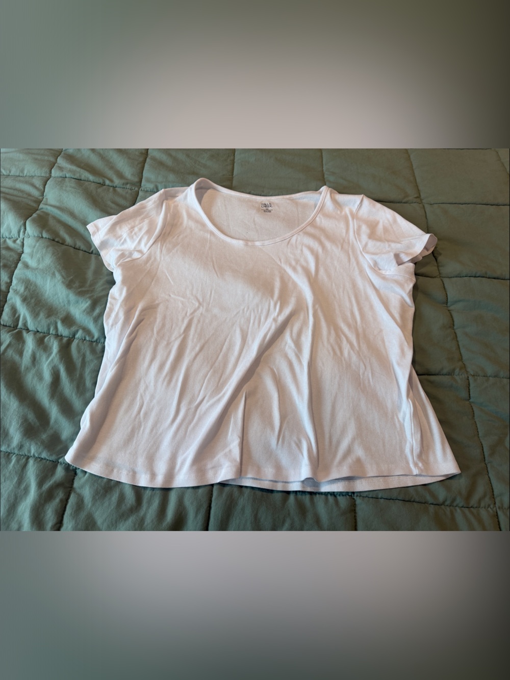 Falls Creek White Short Sleeve Scoop Neck Tee